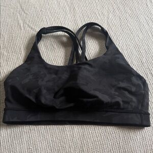 Black camo lululemon sports bra size 10